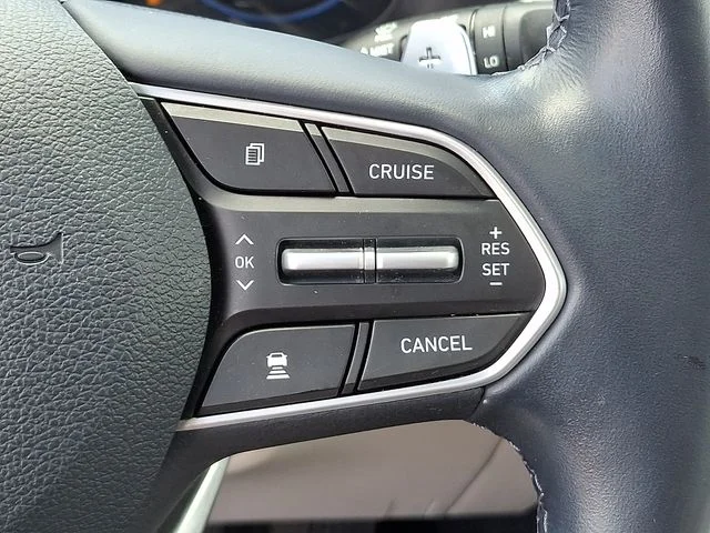 Used 2022 White Hyundai SEL image 25
