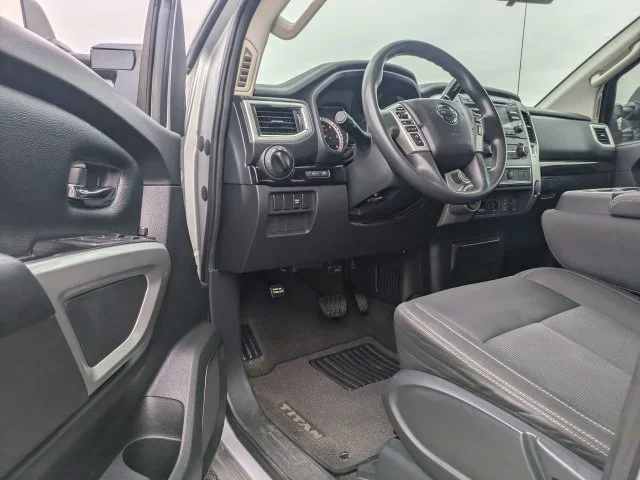 Used 2017 Silver Nissan SV image 18