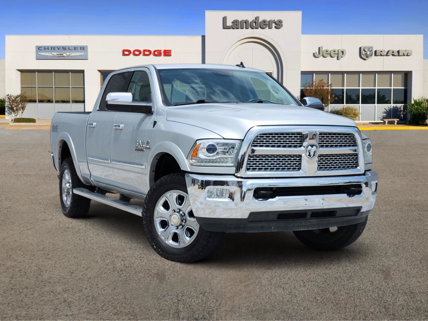 2018 RAM 2500 Laramie 4X4 Crew Cab SWB's photo