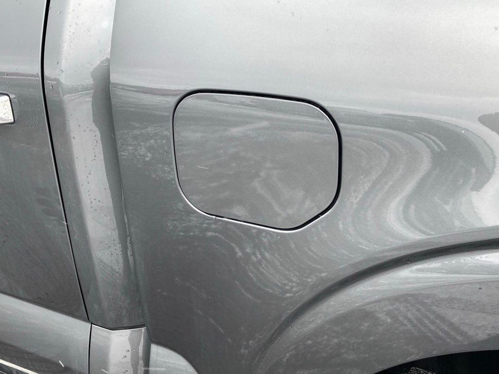 Used 2025 Gray Ford XLT image 22