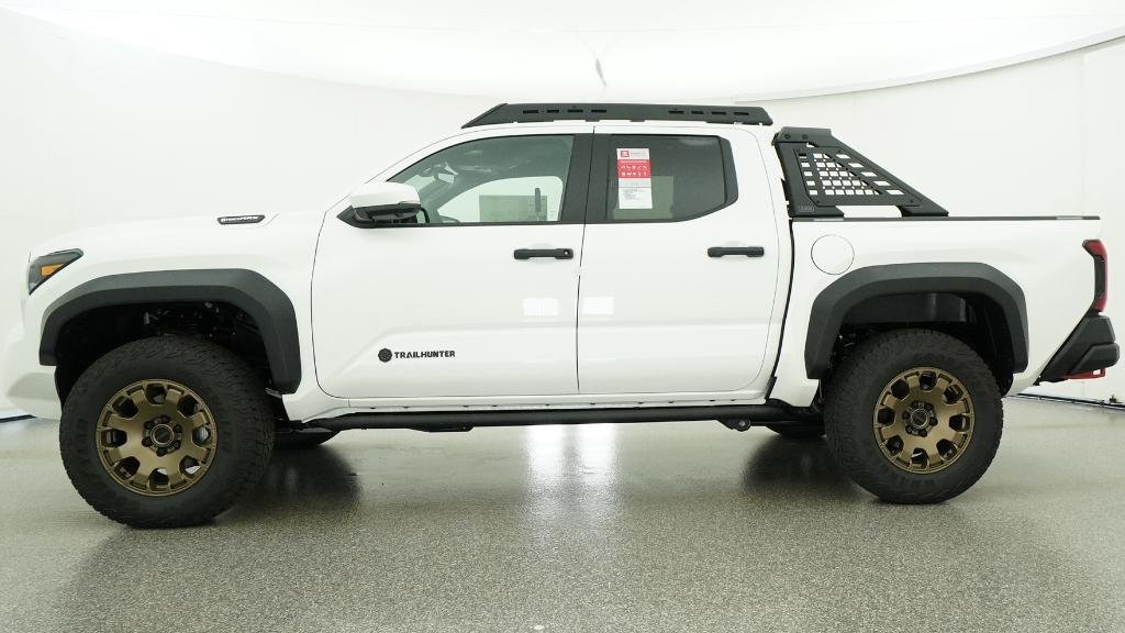 New 2026 Ice Cap Toyota Trailhunter image 61
