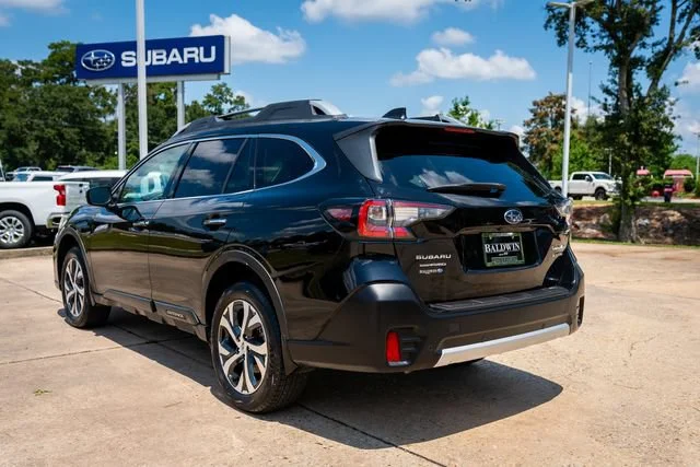 Used 2020 Crystal Black Silica Subaru Touring image 4