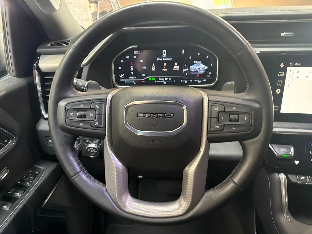 Used 2025 Sterling Metallic GMC Denali image 17