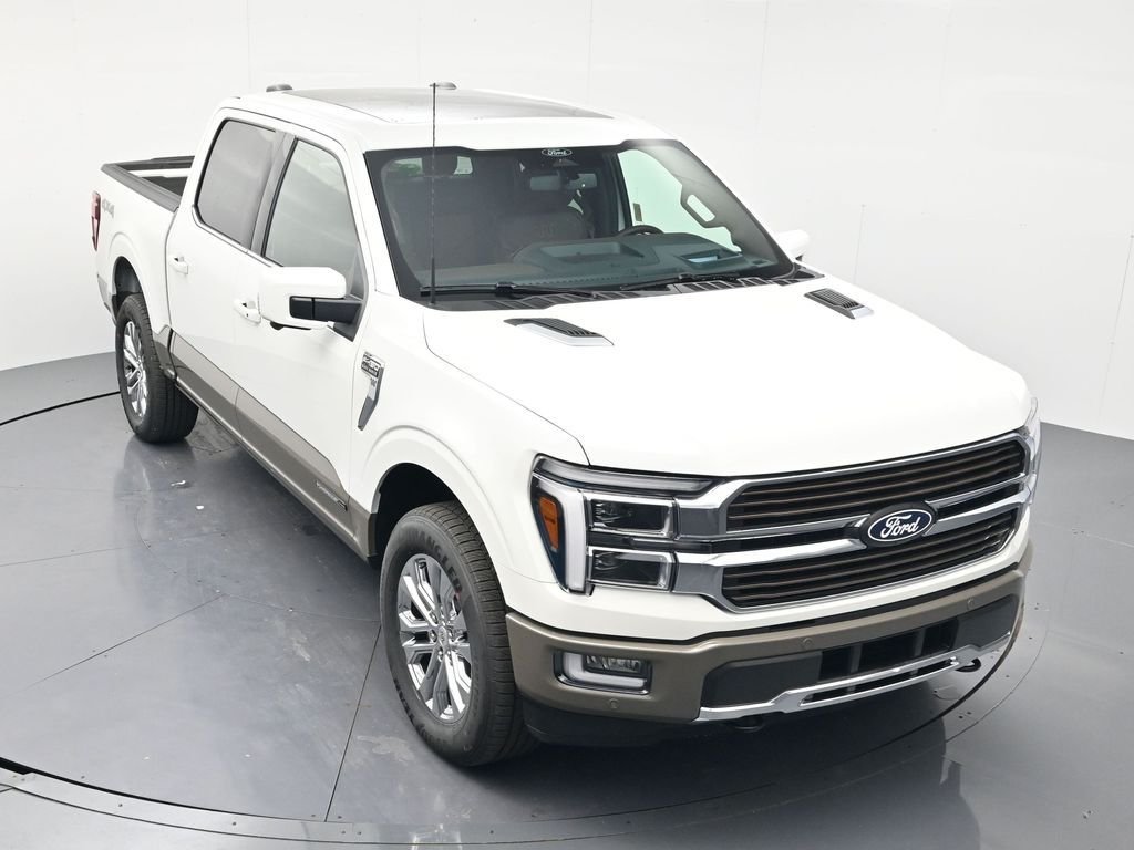 New 2026 Star White Metallic Tri-Coat Ford King Ranch® image 36