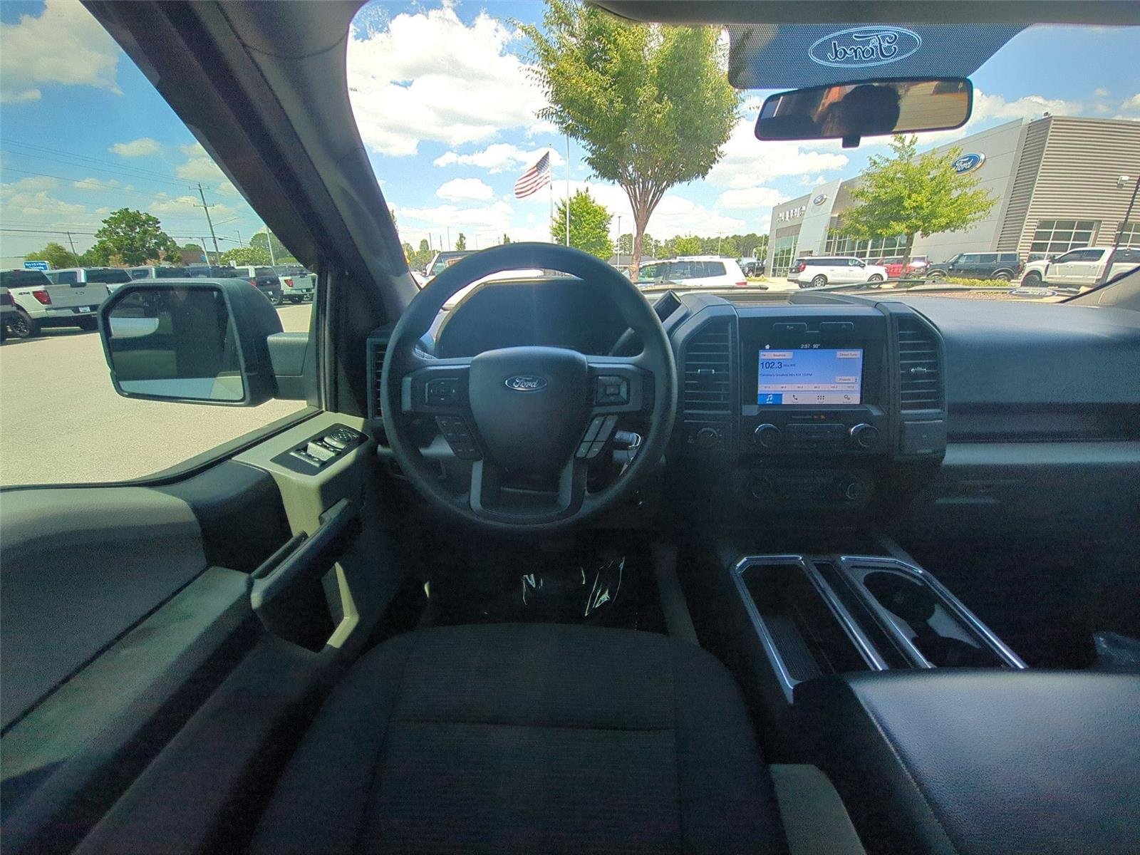 Used 2018 Ingot Silver Ford XL image 31
