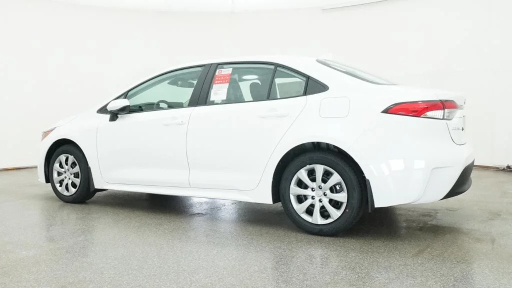 New 2026 Ice Cap Toyota LE image 3