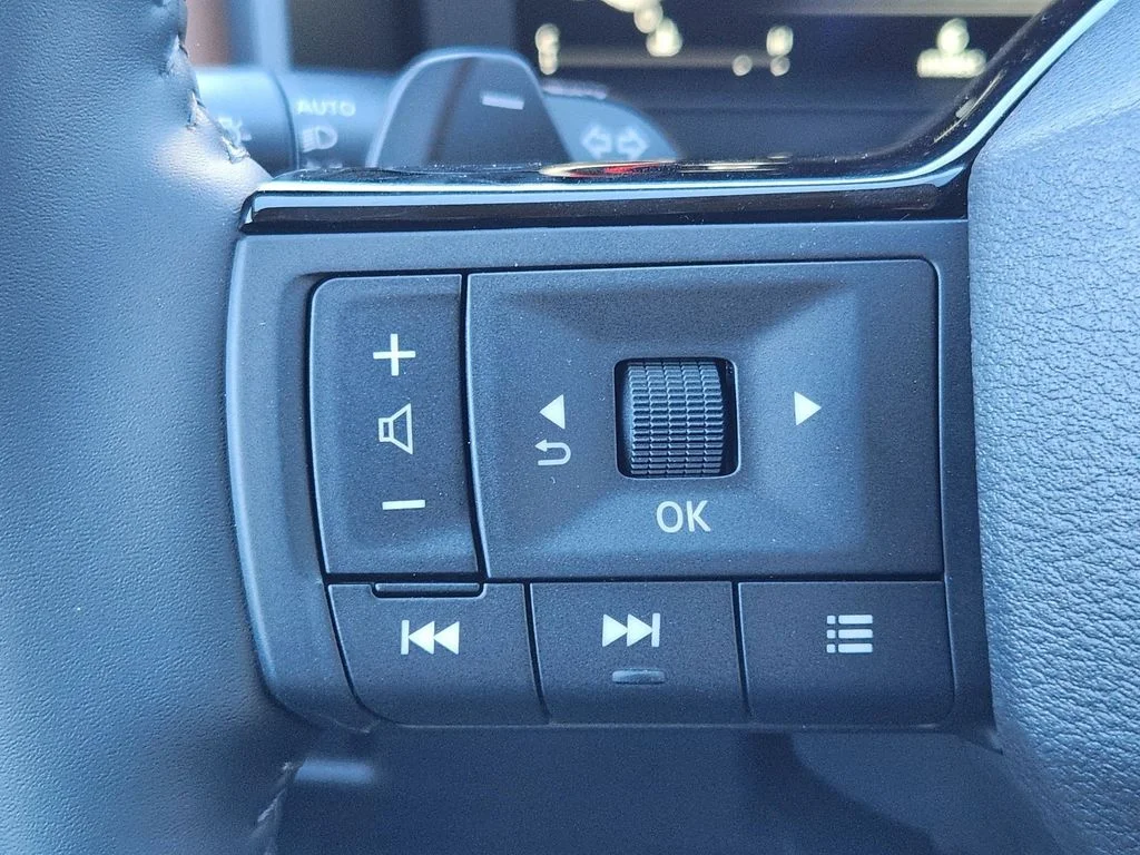 2026 Nissan Rogue Platinum - Photo 17
