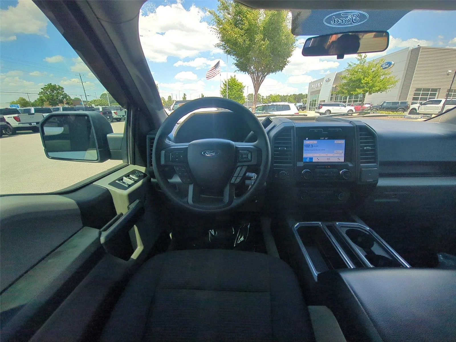 Used 2018 Ingot Silver FORD  image 31