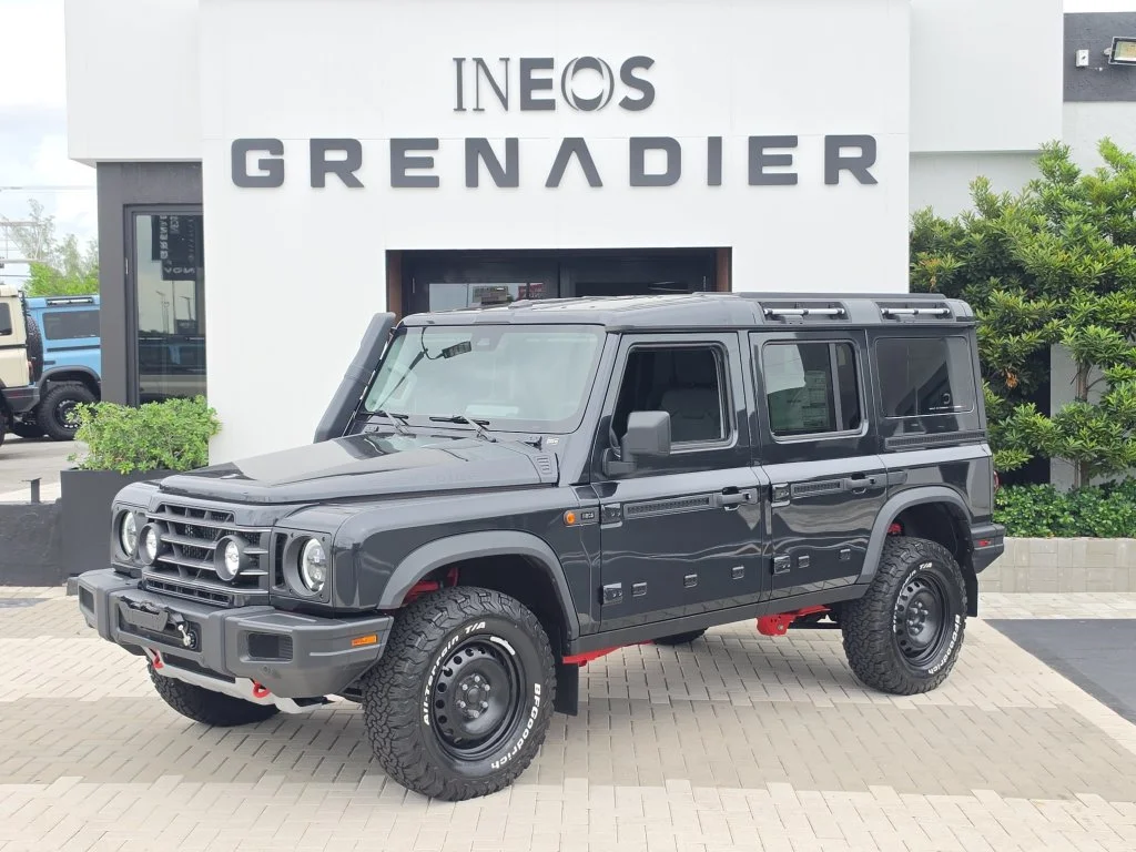 New 2026 Donny Gray Metallic INEOS Trialmaster Edition image 2