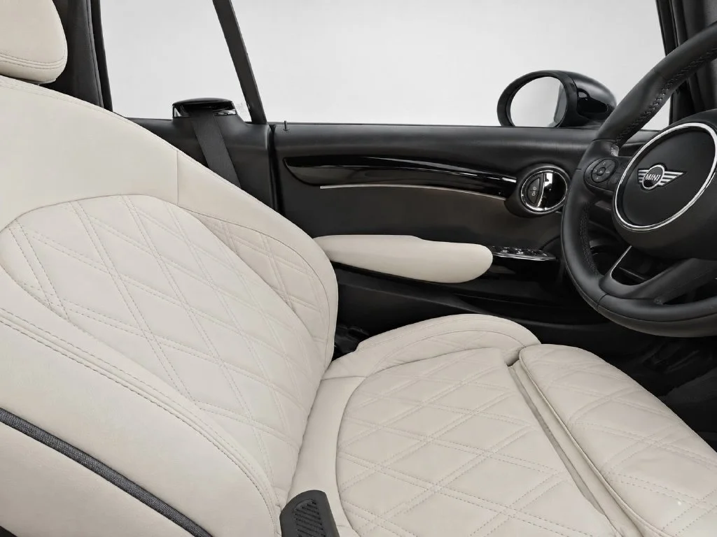 Used 2024 Black MINI Signature image 20