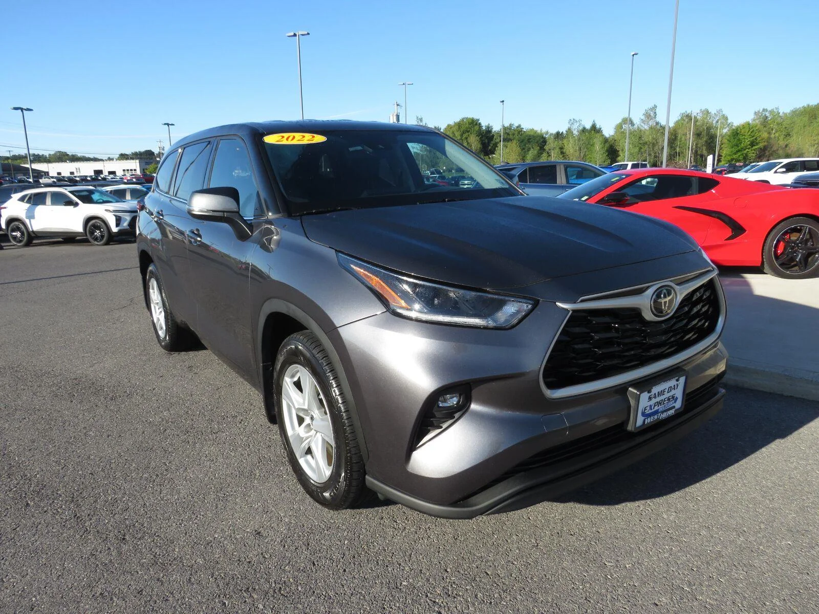 Used 2021 Magnetic Gray Met Toyota L image 2