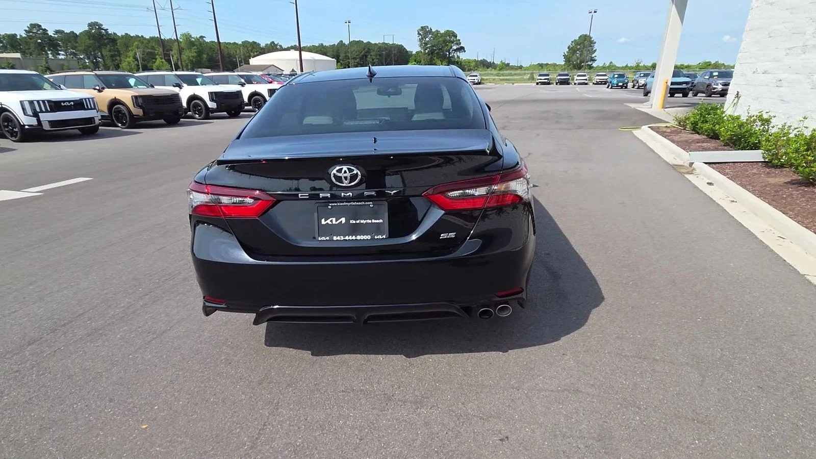 Used 2022 Midnight Black Metallic Toyota SE image 8