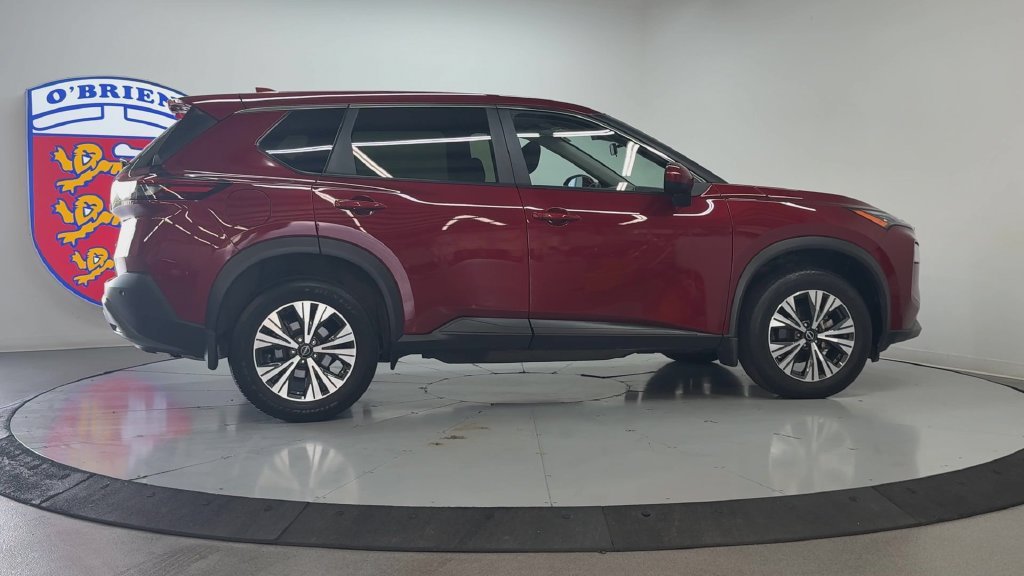 Certified Used 2023 Scarlet Nissan SV image 4