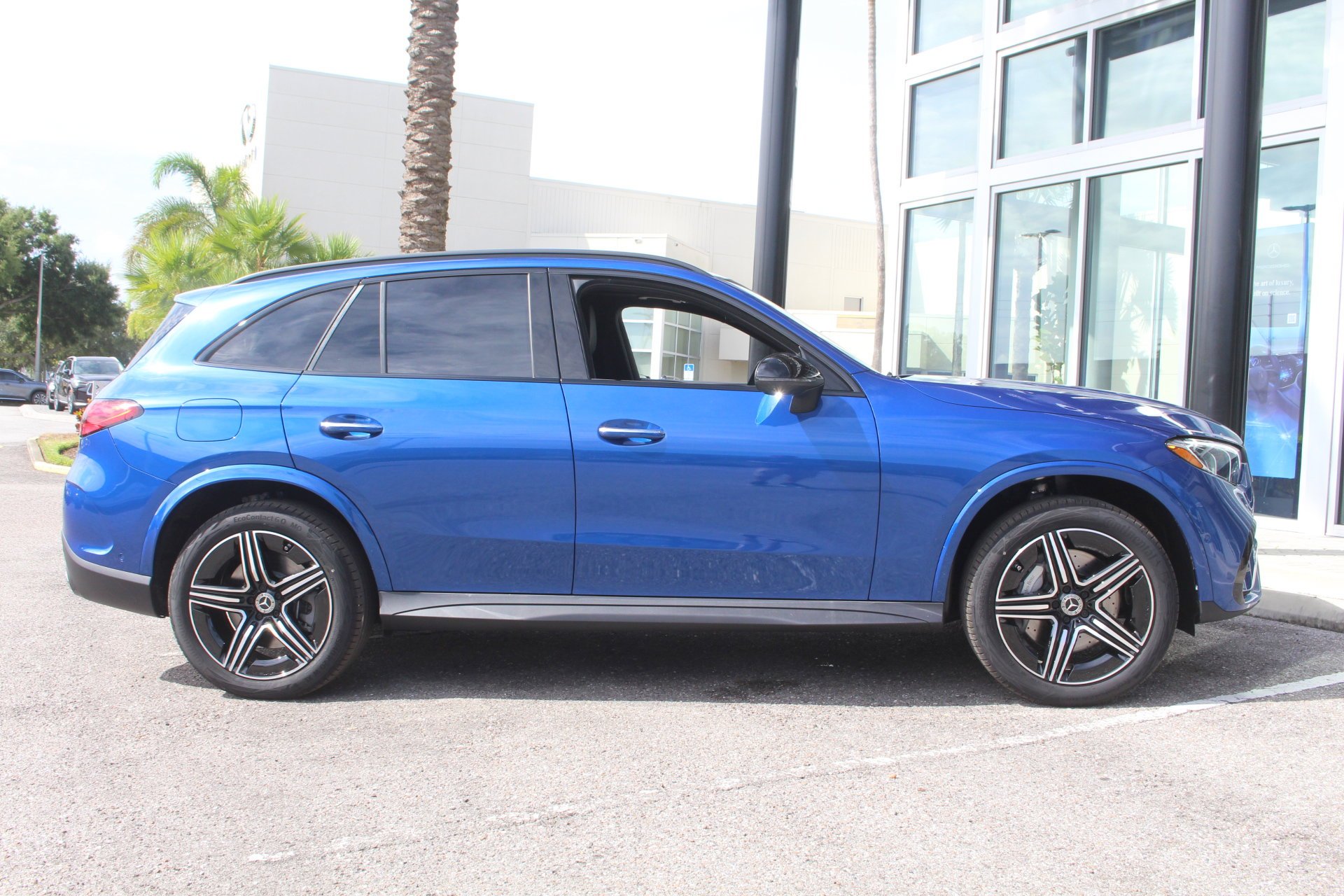 2026 Mercedes-Benz GLC Base - Photo 8