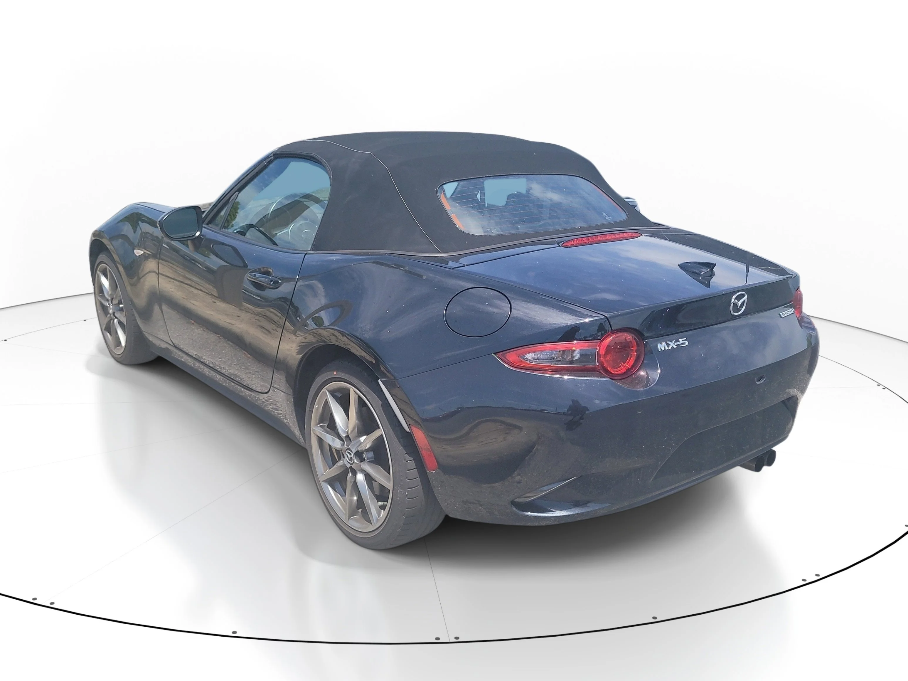 Used 2023 Jet Black Mica Mazda Grand Touring image 4