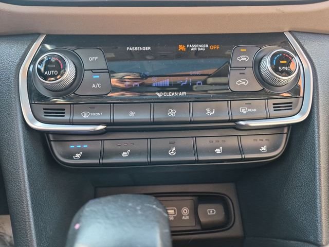 Used 2019 Gray Hyundai Ultimate image 23
