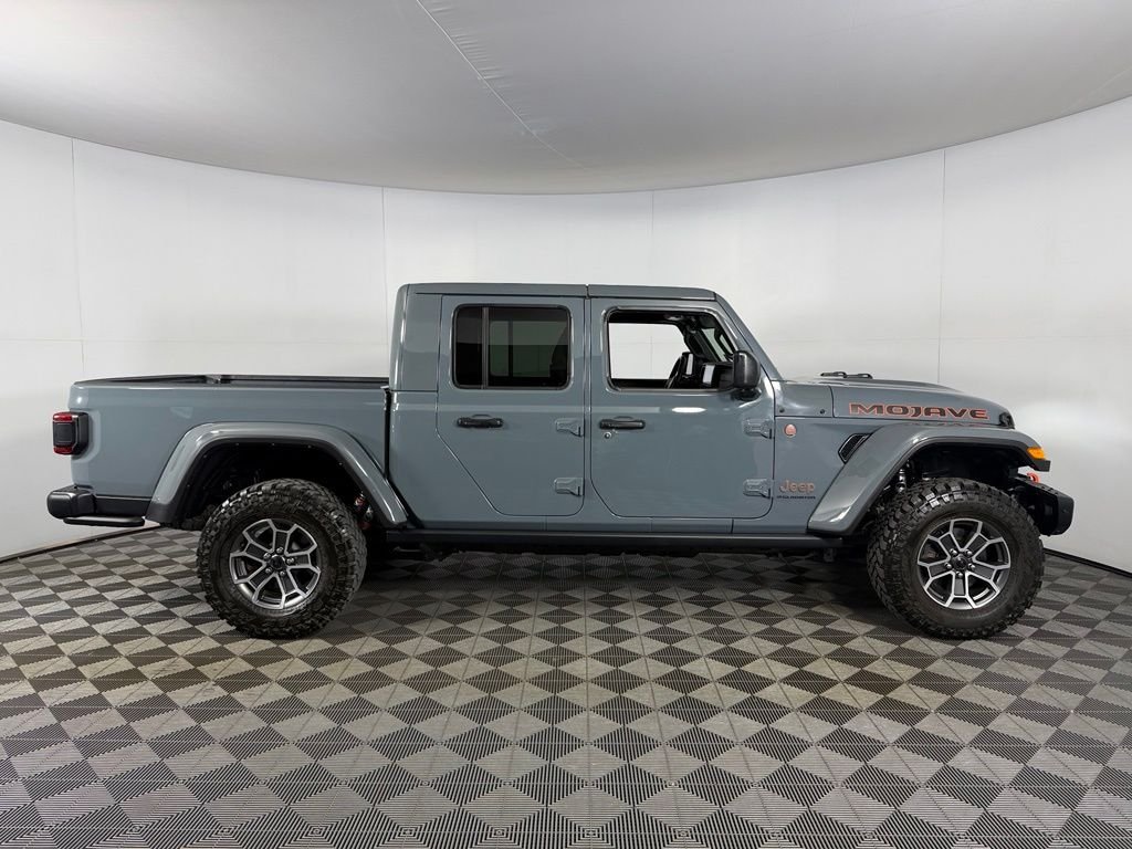 Certified Used 2024 Gray Jeep Mojave X image 6