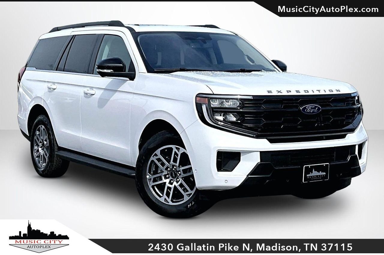 2025 Ford Expedition Active 4x4's photo