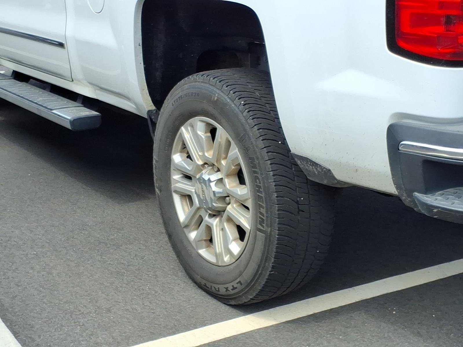 Used 2015 Summit White Chevrolet LTZ image 15