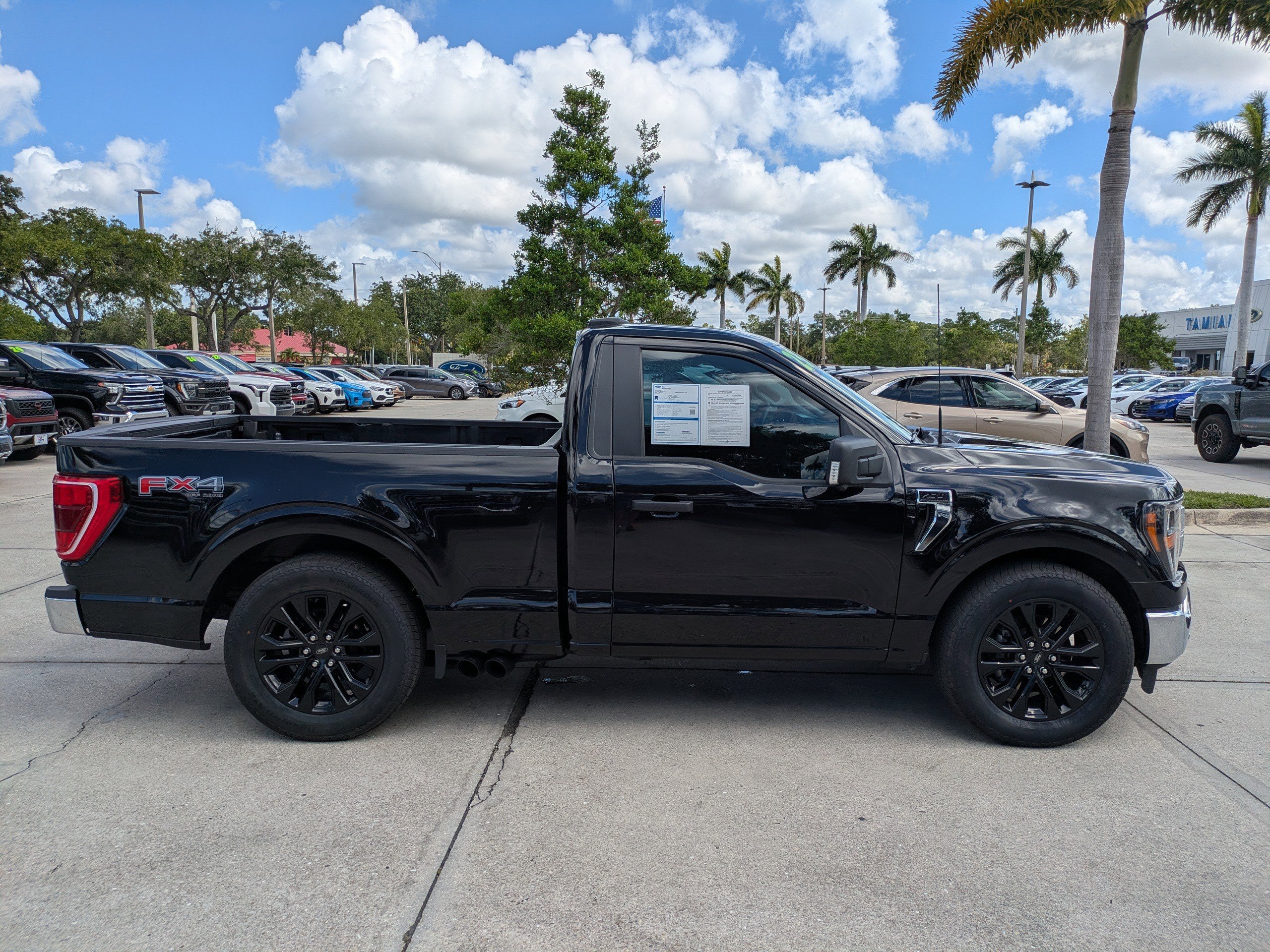 Used 2023 Black Metallic Ford XLT image 3