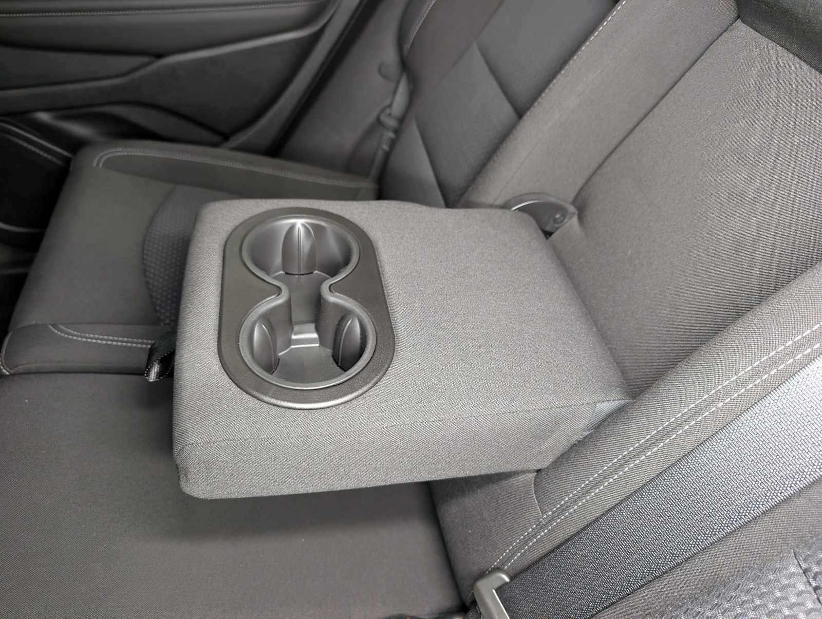 Used 2023 Summit White GMC SLE image 16
