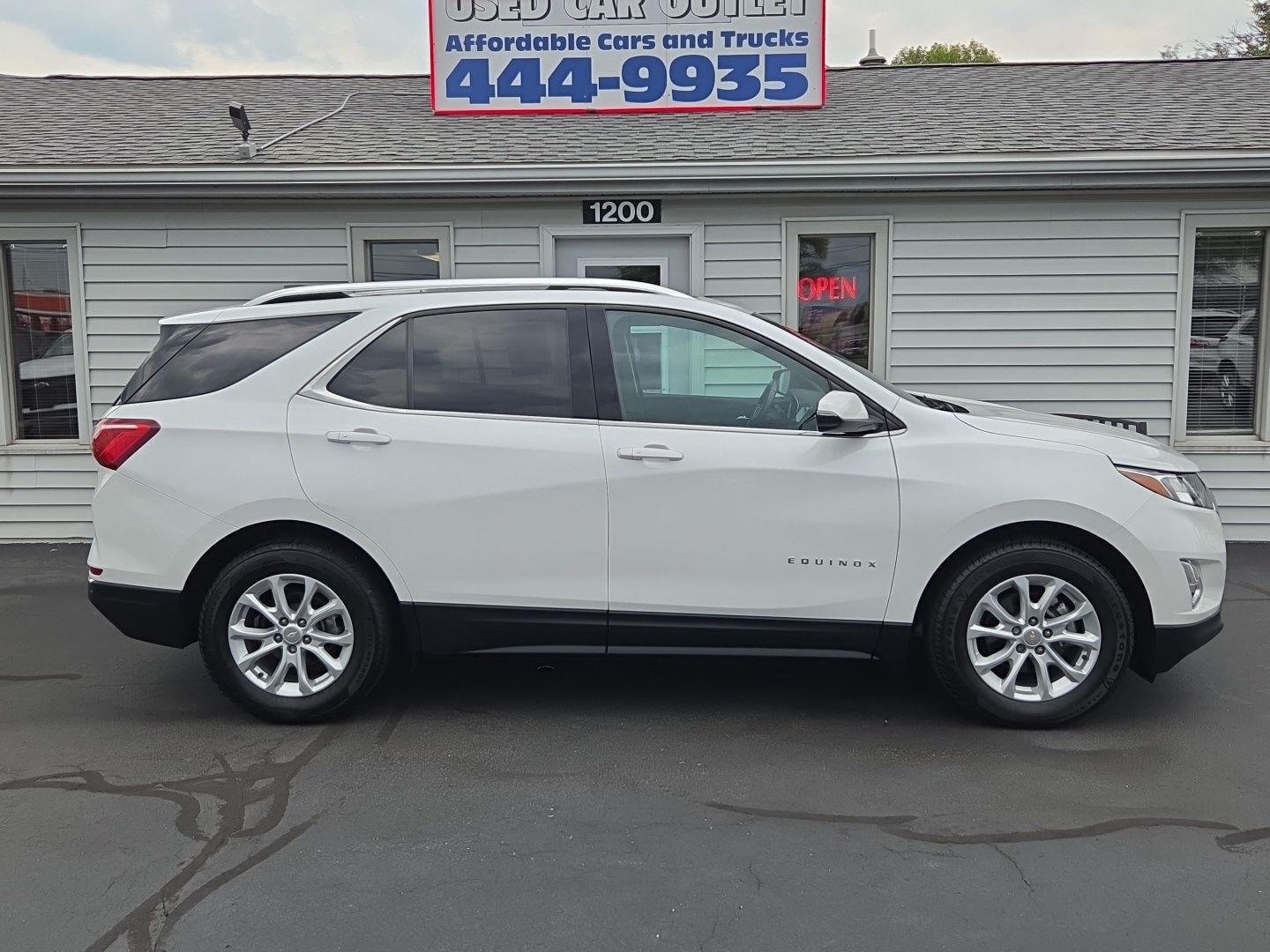 Used 2018 Chevrolet Equinox LT with VIN 2GNAXJEVXJ6317567 for sale in Washington, IL
