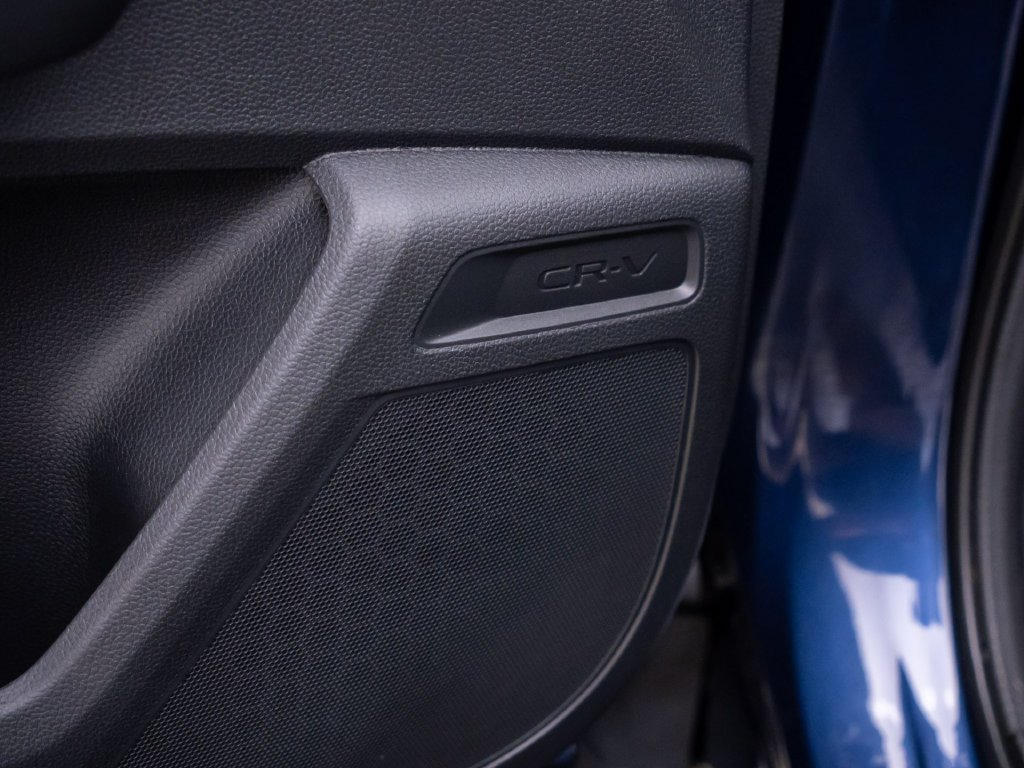2025 Honda CR-V Sport-L - Photo 17