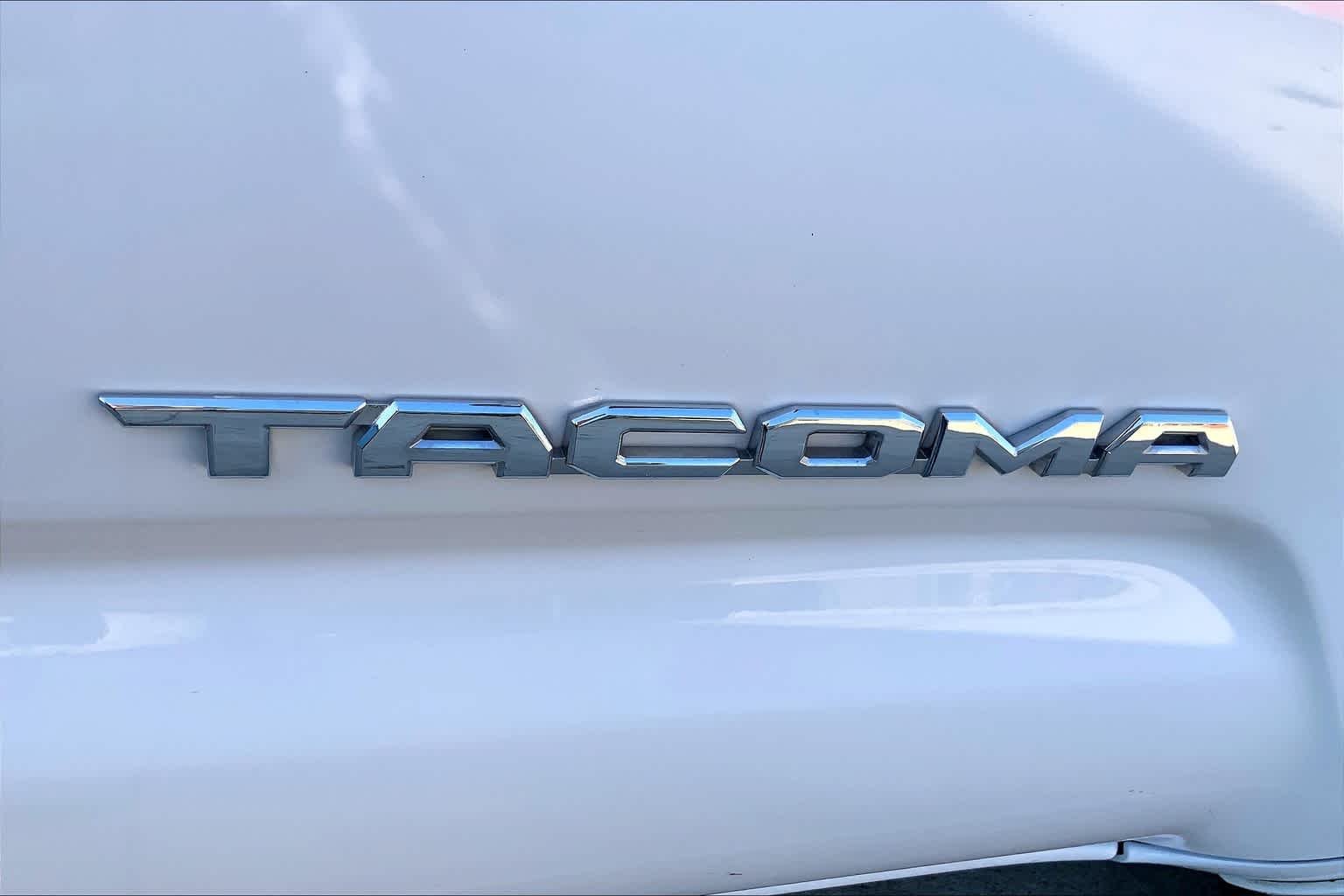 Used 2016 Super White Toyota TRD Sport image 11