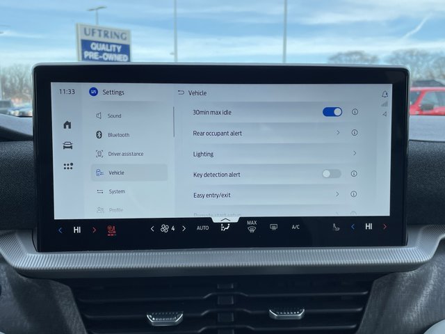 New 2026 Star White Metallic Tri-Coat Ford Platinum™ image 35