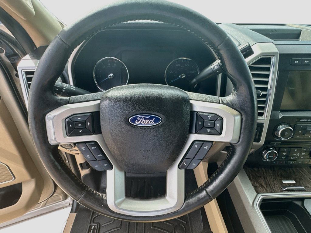 Used 2017  Ford Lariat image 11