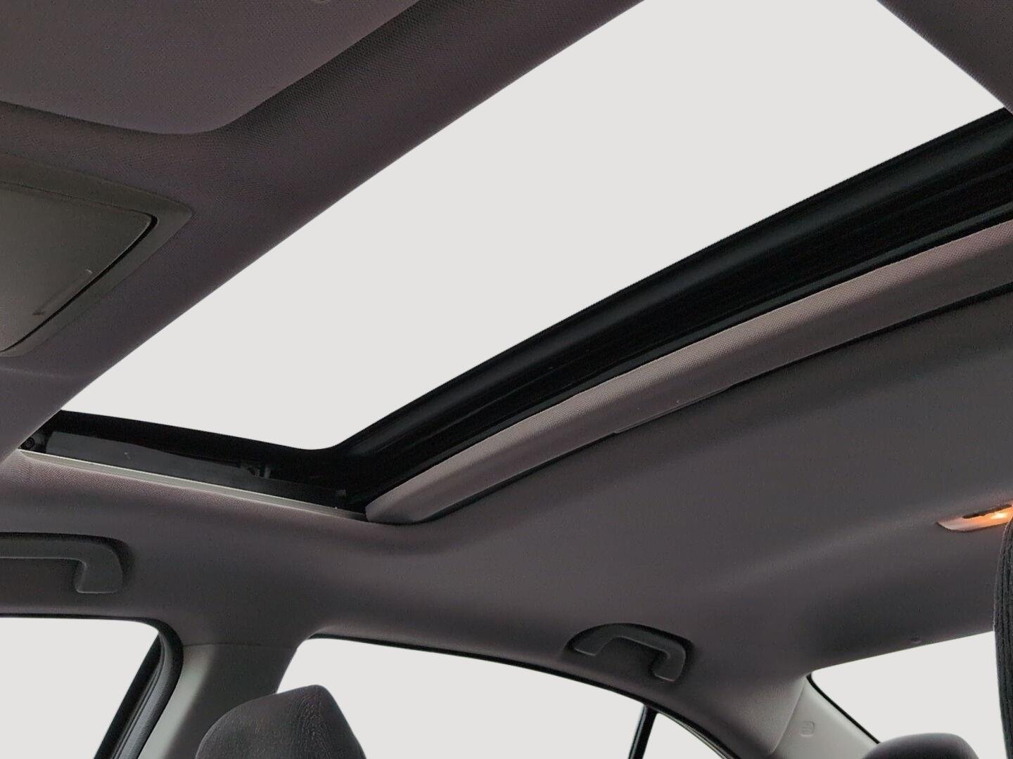 Used 2014  Honda EX image 10