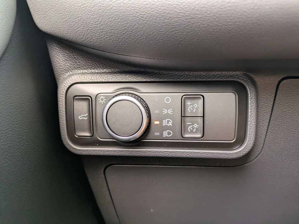 New 2026 Agate Black Metallic Ford Active image 29