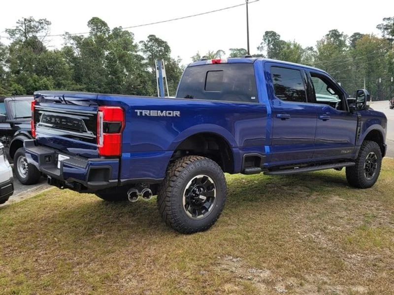 2026 Ford F-250 Super Duty Platinum - Photo 9