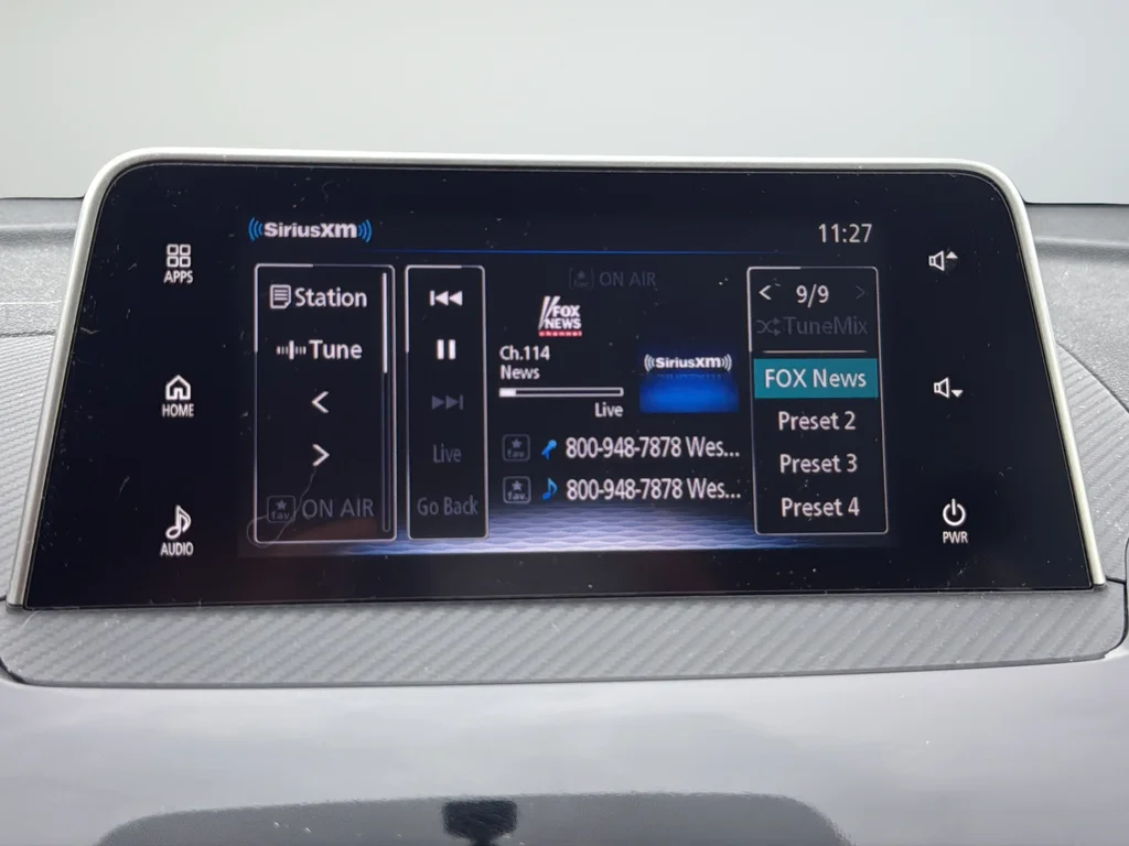 Used 2020  Mitsubishi LE image 10