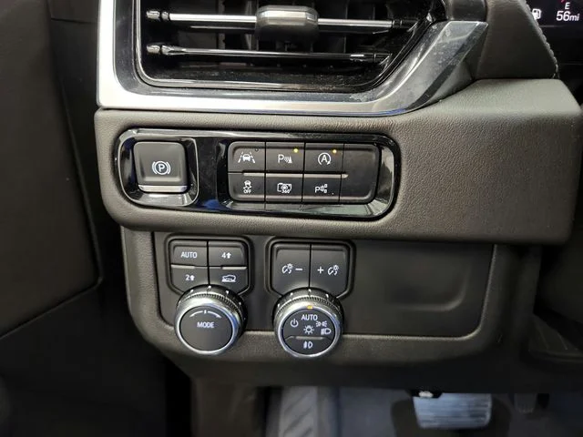 Used 2025 Black GMC Denali image 38