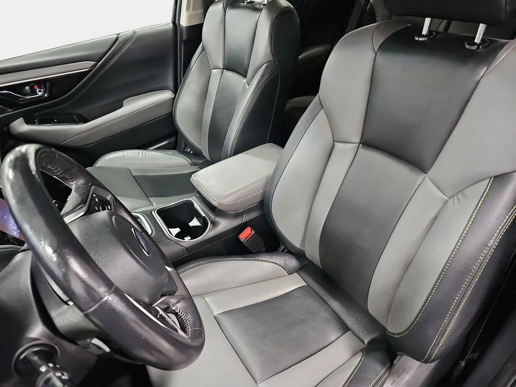 Used 2021 Black Subaru Onyx Edition XT image 17