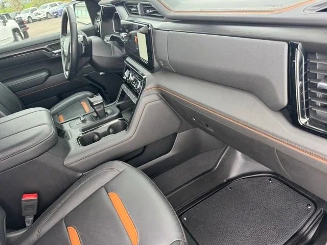 Used 2024 Onyx Black GMC AT4 image 25