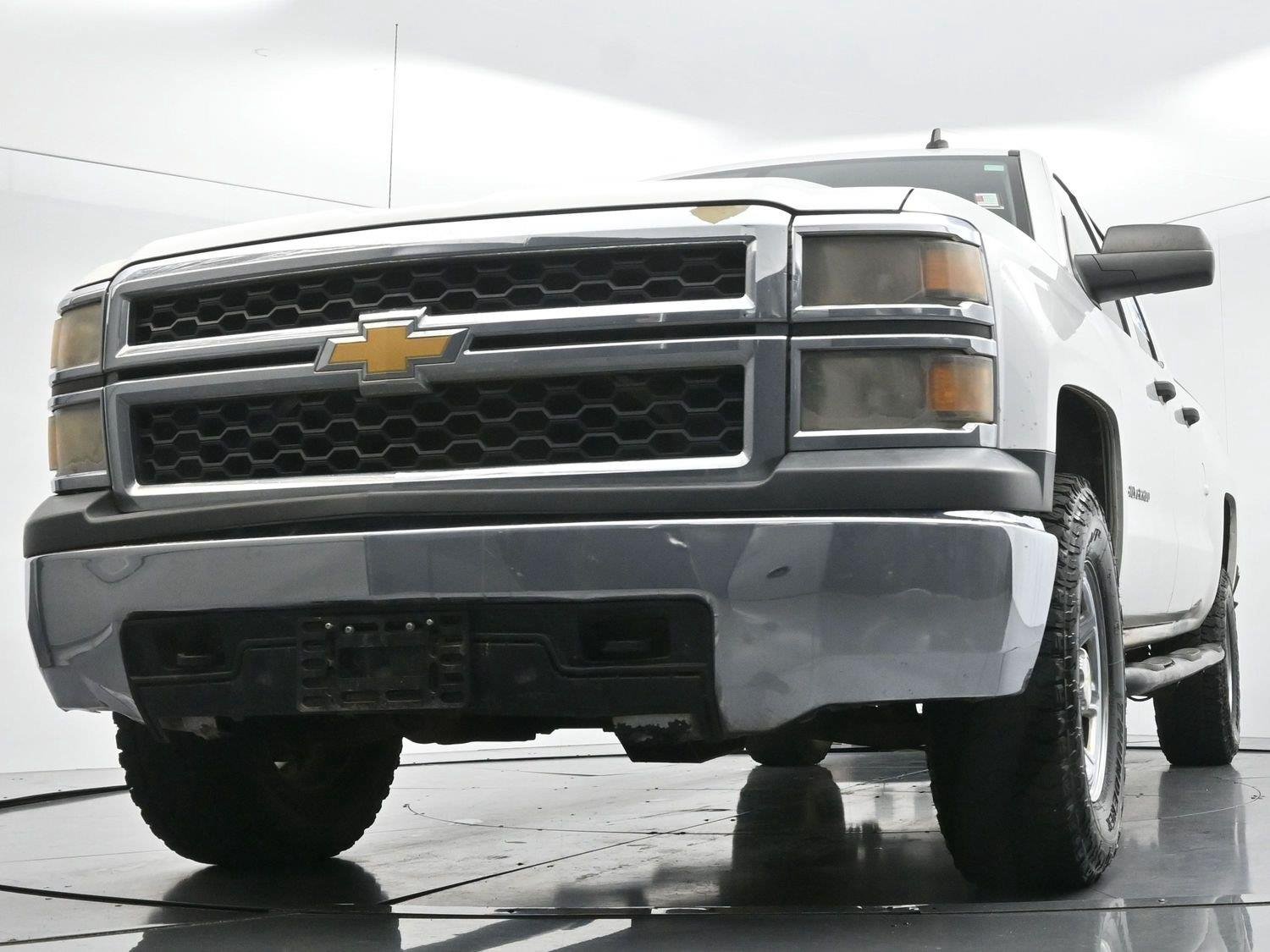 Used 2014 Summit White Chevrolet Work Truck image 40