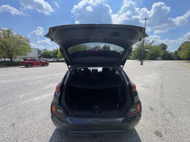 Used 2020 Gray Hyundai SEL image 25