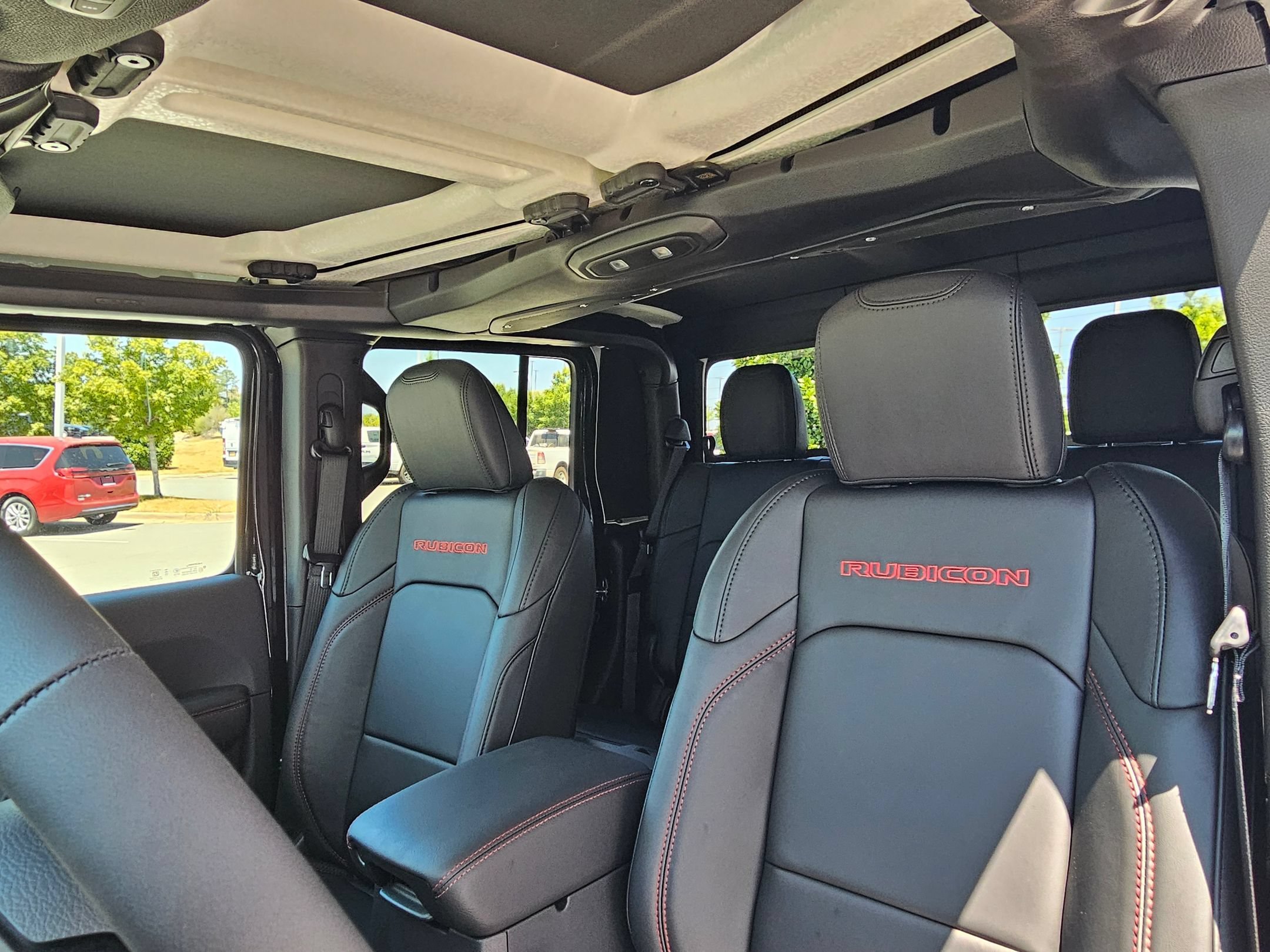 New 2026 Black Clear-Coat Exterior Paint Jeep Rubicon X image 20
