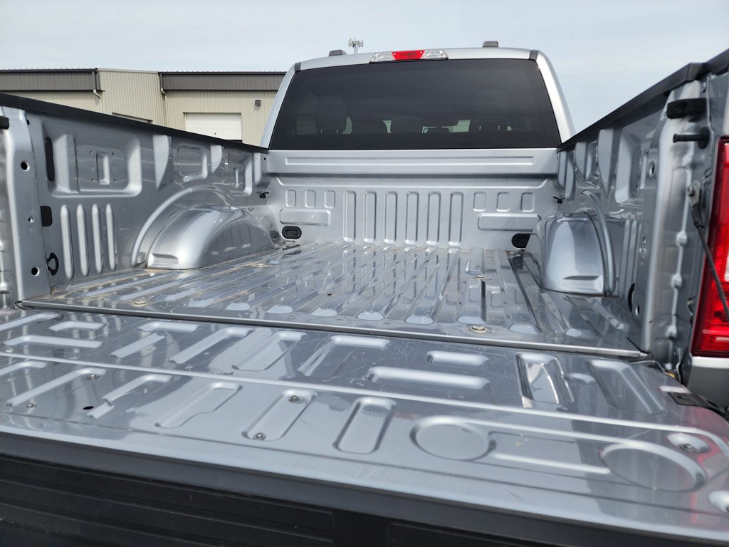 Used 2022 Iconic Silver Metallic Ford XLT image 7