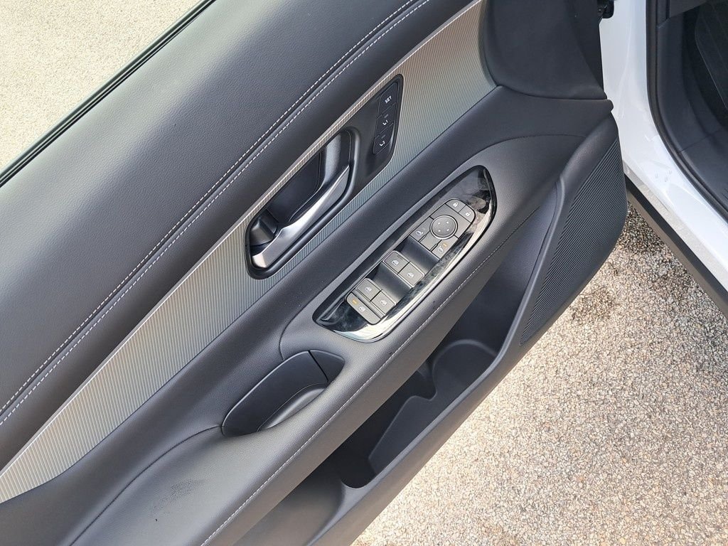 2025 Nissan Murano SL - Photo 12