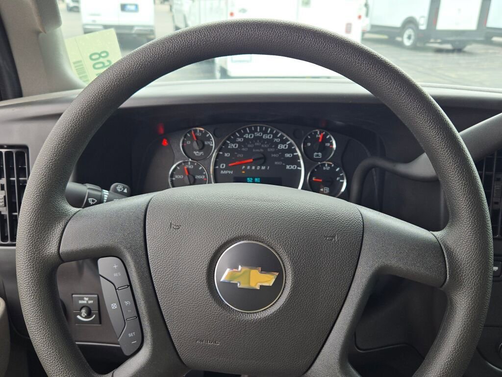 2025 Chevrolet Express Cargo Work Van - Photo 26