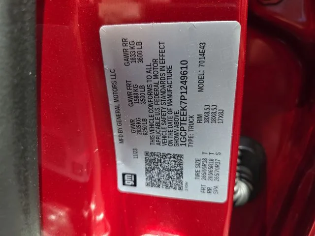 Used 2023 Red Chevrolet Trail Boss image 31