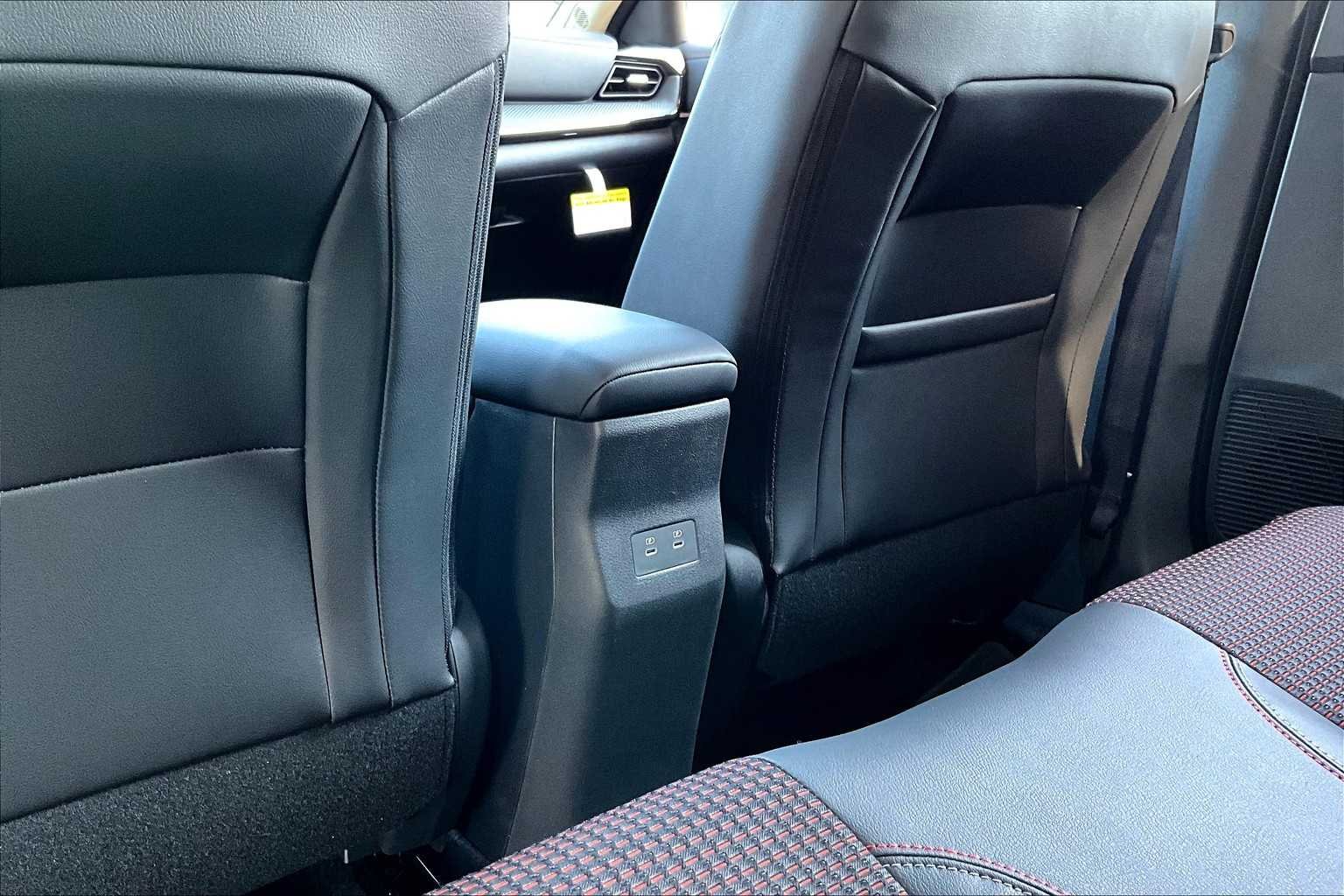 2026 Nissan KICKS SR - Photo 20