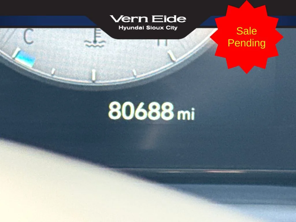 Used 2024 Gray Hyundai SEL image 16