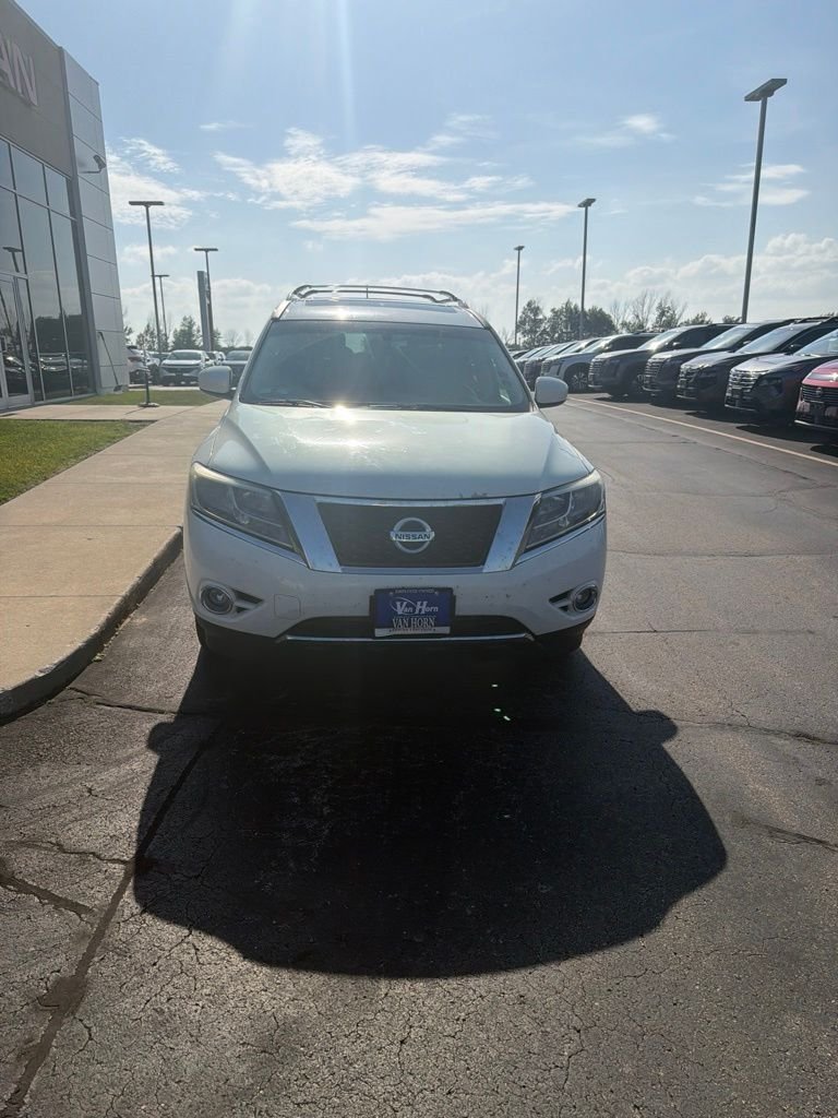 Used 2013 Moonlight White Nissan SL image 4
