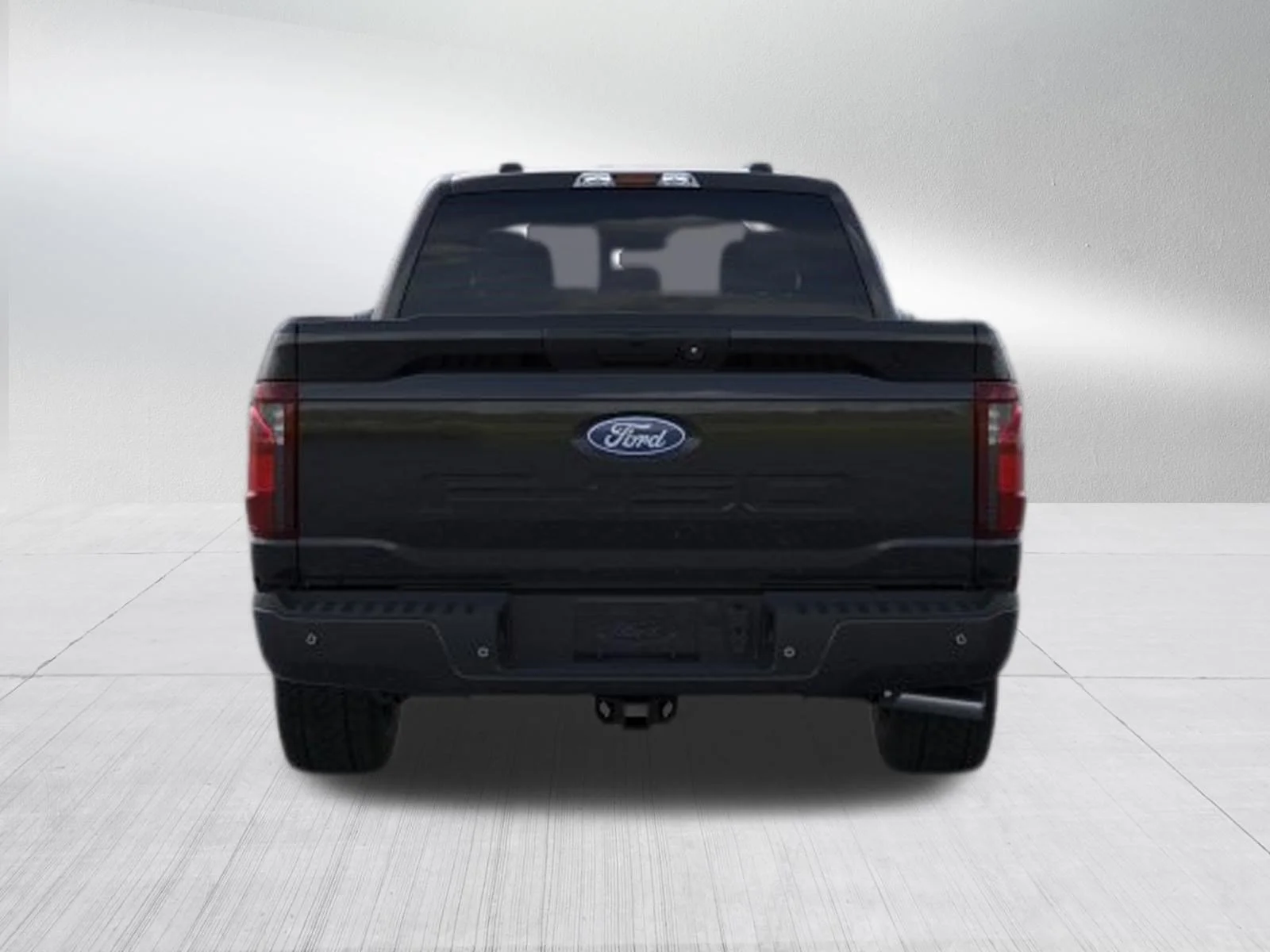 New 2026 Agate Black Metallic Ford XLT image 5