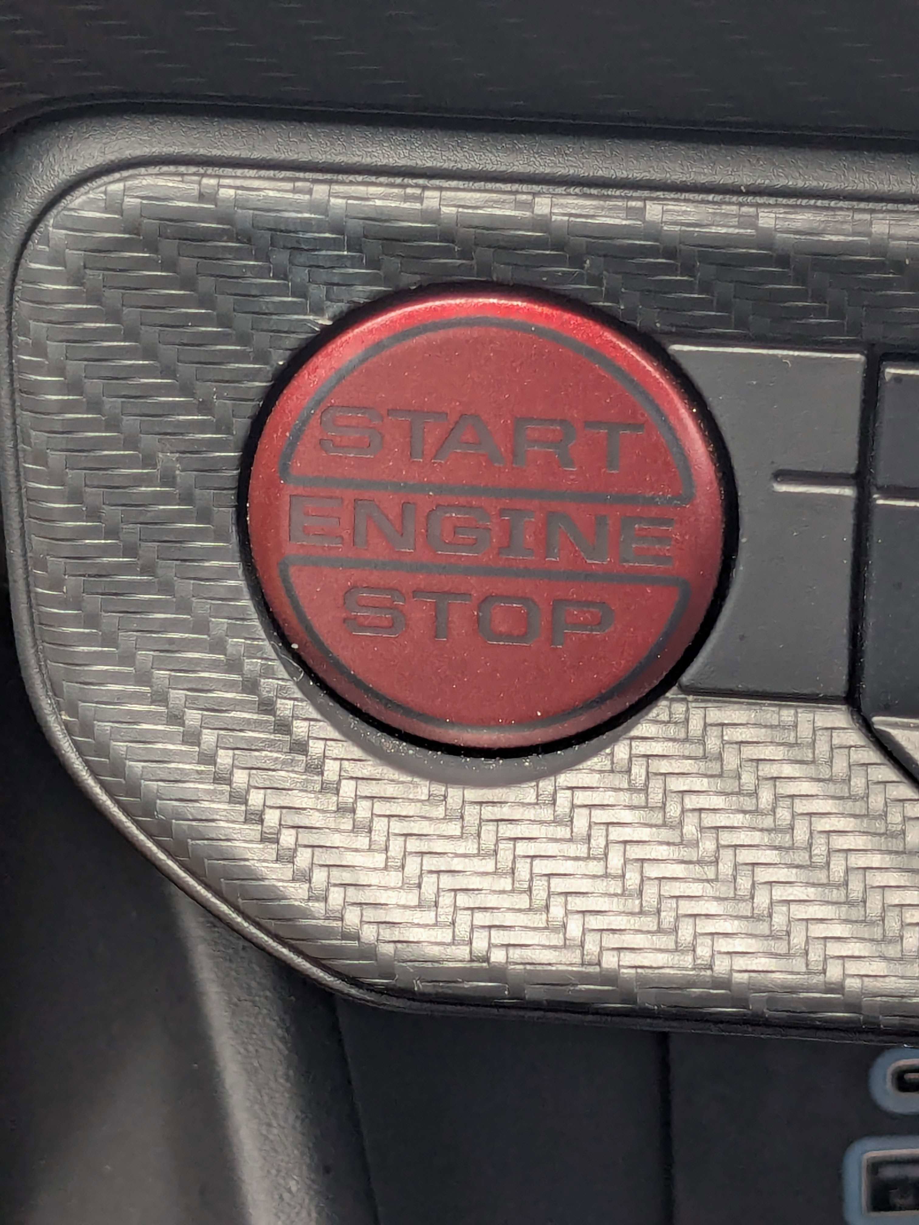 Used 2025 Oxford White Ford GT Premium image 33