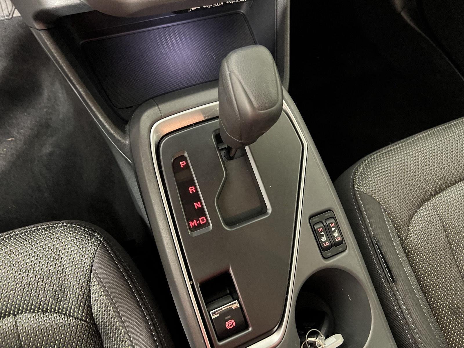 Used 2024 Ice Silver Metallic Subaru Premium image 9